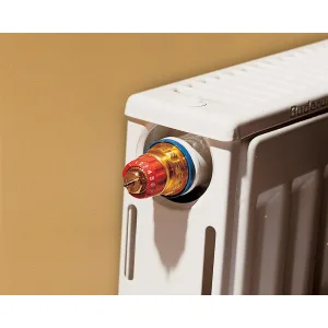 Стальной панельный радиатор Logatrend VK-Profil, 22/400/900re, профилированная поверхность, встроенный вентиль, нижнее подключение Стальной панельный радиатор Logatrend VK-Profil, 22/400/900re, профилированная поверхность, встроенный вентиль, нижнее подключение